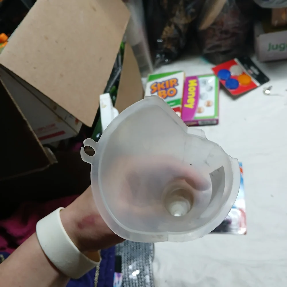 Translucent Kitchen Funnel - Picture 4 of 5